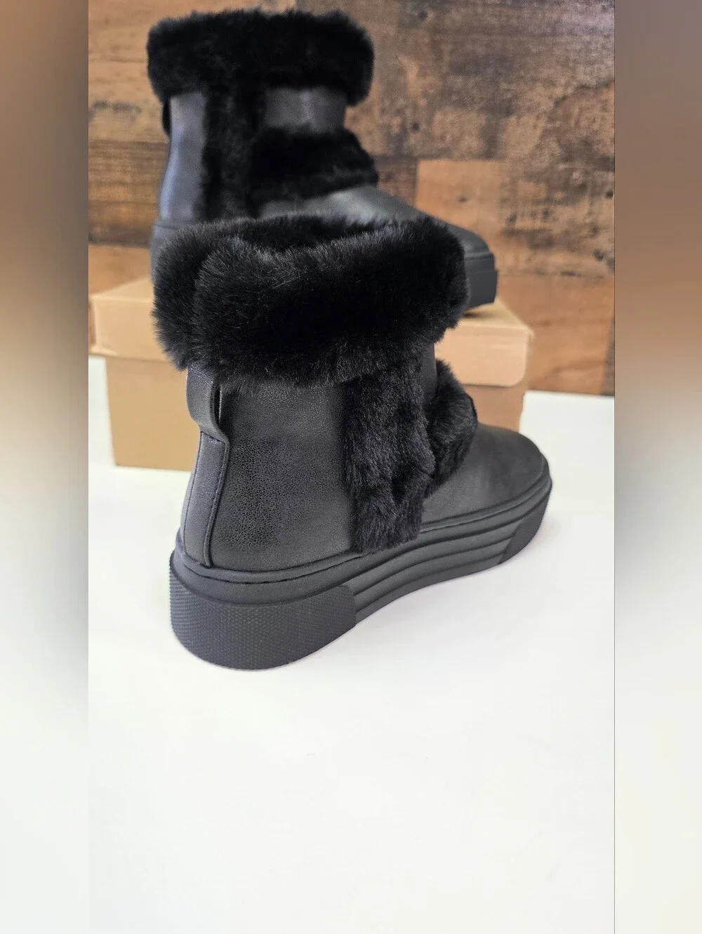Steve Madden Black Faux Fur Platform Ankle Bootie Kids Size 3